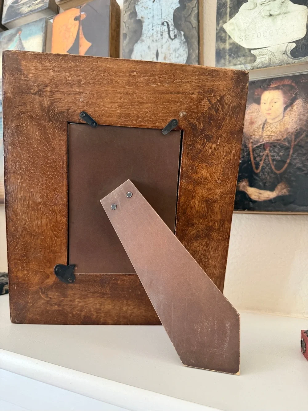 Vintage Hand-Carved Wood Picture Frame – Ornate Gold & Brown Floral Baroque